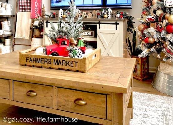 living room christmas decor coffee table