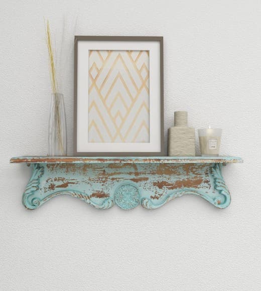 cape cod style interior shelf